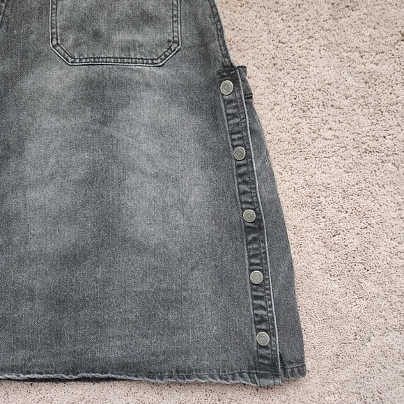 Free People Louise Denim Skirt Overall Rocky Mountain Black Sz 4 with adj Straps - Picture 2 of 8
